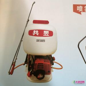 喷雾机