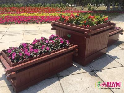 方形铝合金花箱和太阳能铝合金花箱组合