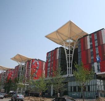 图:中国花卉博览会主场馆主体工程竣工