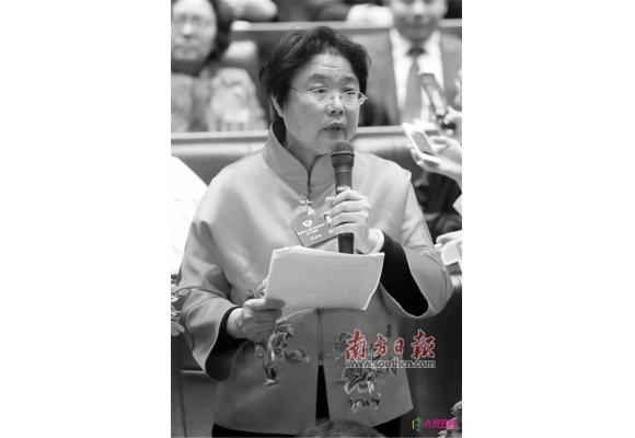 周世明：建花卉小镇 促乡村振兴